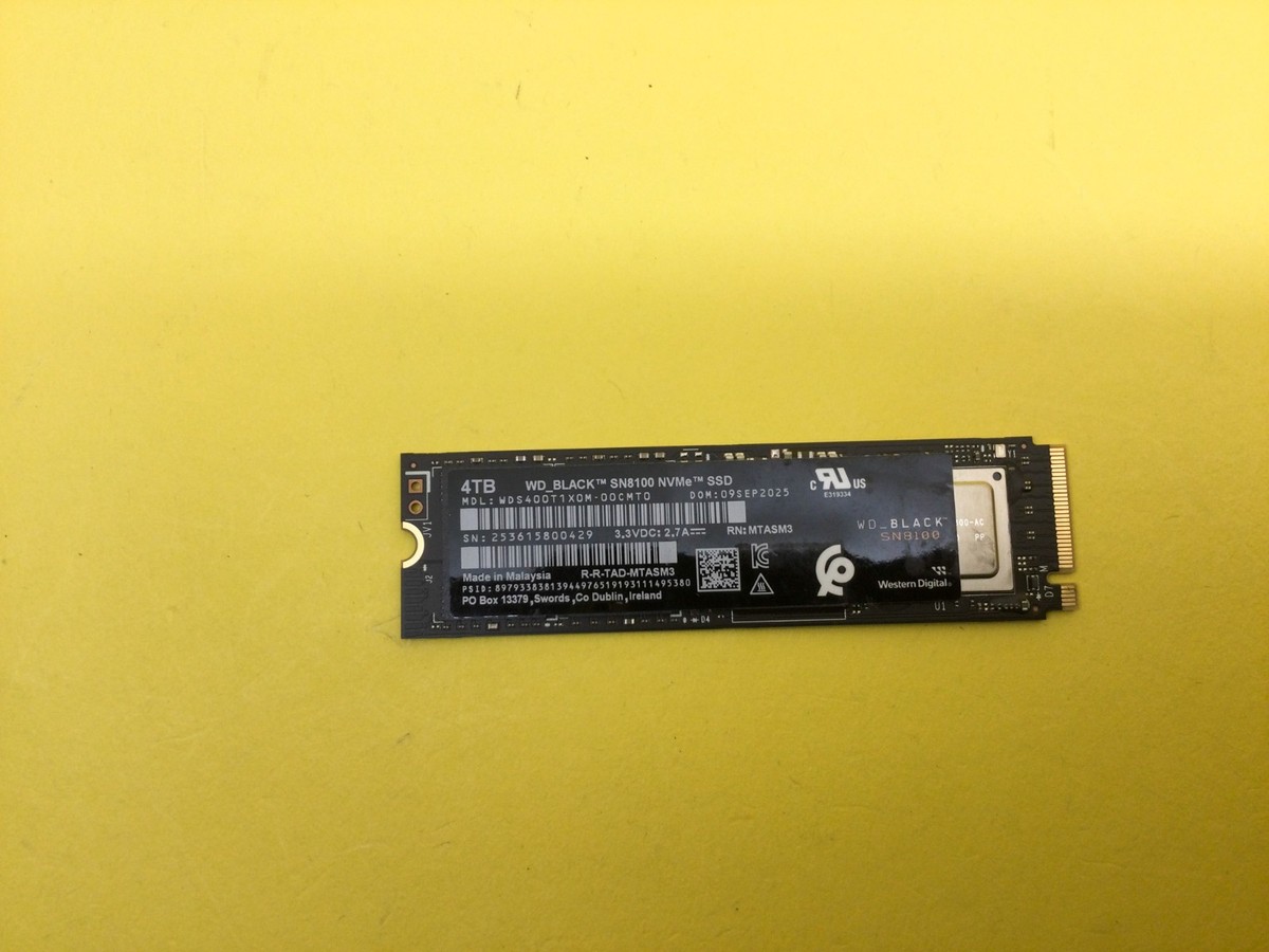 WD Black SN8100 4TB NVMe PCIe 5.0x4 M.2 2280 SSD WDS400T1X0M New
