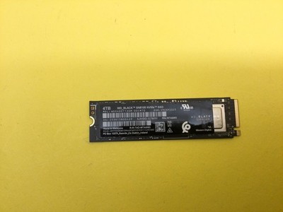 WD Black SN8100 4TB NVMe PCIe 5.0x4 M.2 2280 SSD WDS400T1X0M New