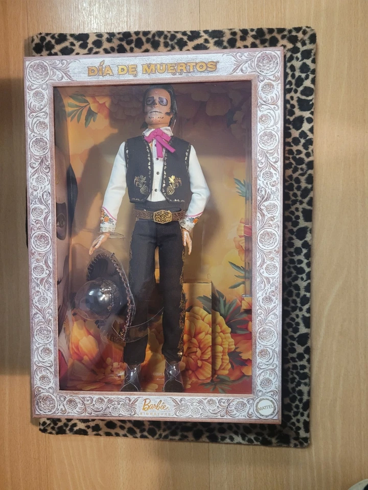 Boneca Barbie Dia De Muertos Ken 2025 nova - Imagem 2 de 4