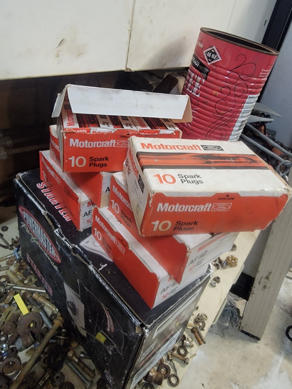 NOS Ford MOTORCRAFT AF-42 Spark Plugs 50 Pieces