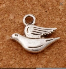 LOT 4 BULK SILVER DOVE OF WORLD PEACE SIGN SYMBOL NEW YEAR BIRD CHARMS 17mmx20mm