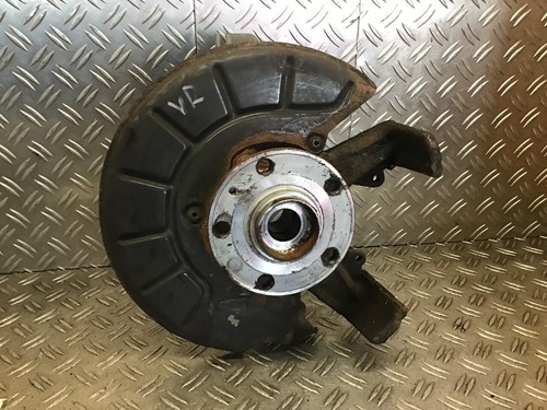 478468 Radlagergehäuse rechts vorne / Achsschenkel VW Golf V Variant (1KM)