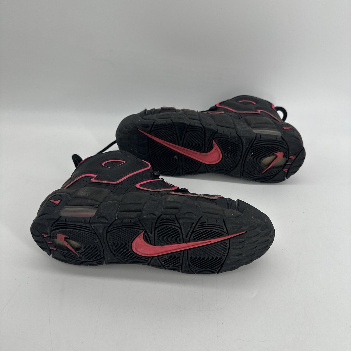 nike uptempo black and pink