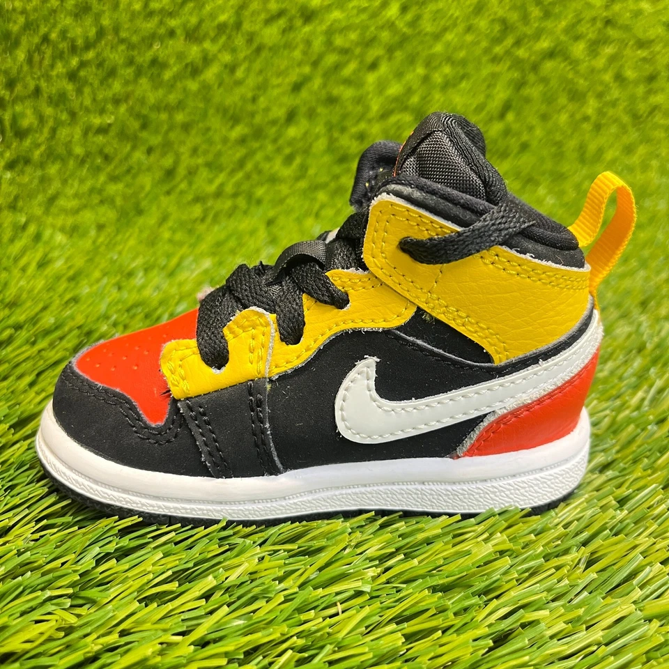 耐克 Air Jordan 1 Mid 学步儿童 4C 码橙色黄色运动鞋 — 第 2/4 张图片