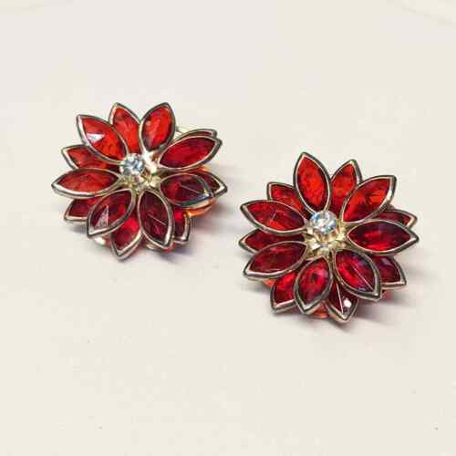 Adorable Dimensional Red Flower Earrings Glass Ma… - image 1