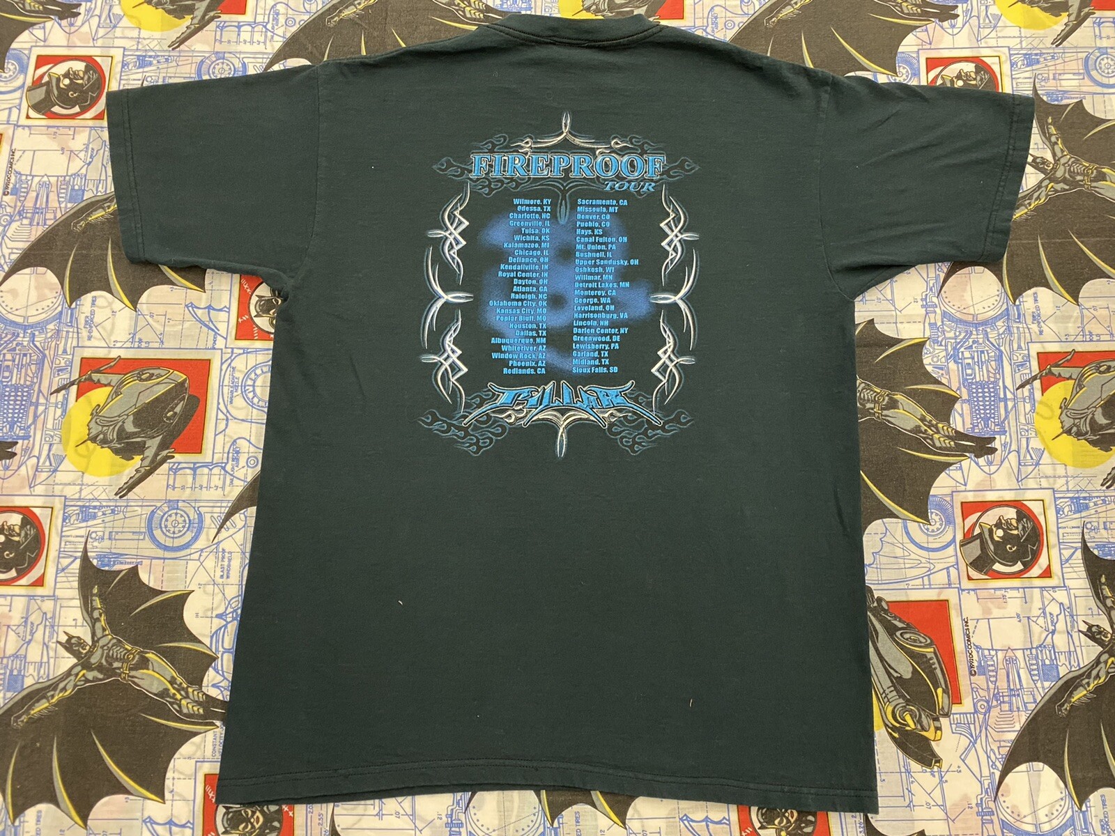 Pillar Fireproof 2002 Concert Tour TShirt Men's Large Gem