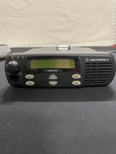 Motorola CDM1250 UHF Two-Way Radio –  – Mic, Power Cable & Antenna Adapter