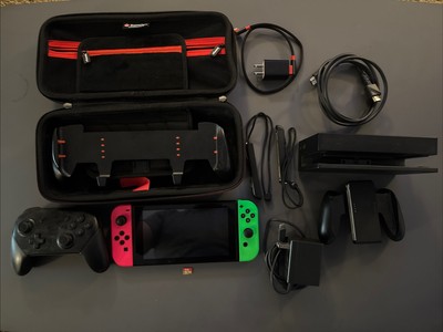 Nintendo Switch Bundle, Pro Controller, Satisfye Grip & Case, 512 GB Flash Card