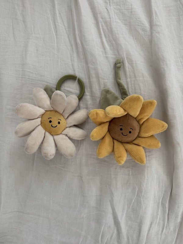 Jellycat Fleury Daisy and Sunflower Vibrating Toy (Lot of 2) *FLAW*