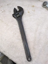 Vintage Diamond Calk Horseshoe Co. Diamalloy 15” Adjustable Wrench Tapered