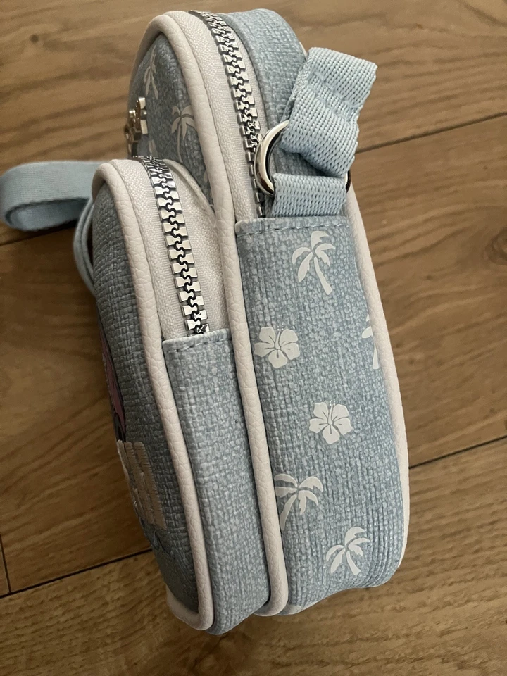 Disney’s Stitch Phone Pouch Bag Cross Body Small Bag - Image 2 of 2