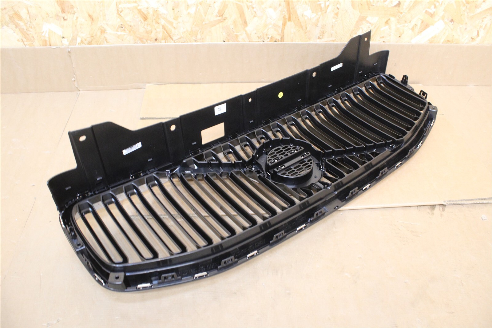31425533 Front Grille New genuine Volvo part | eBay 