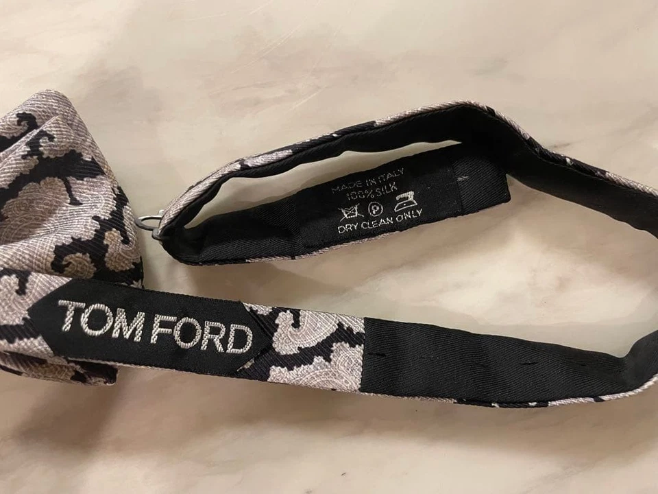 Pajarita paisley Tom Ford Foto 4 de 4