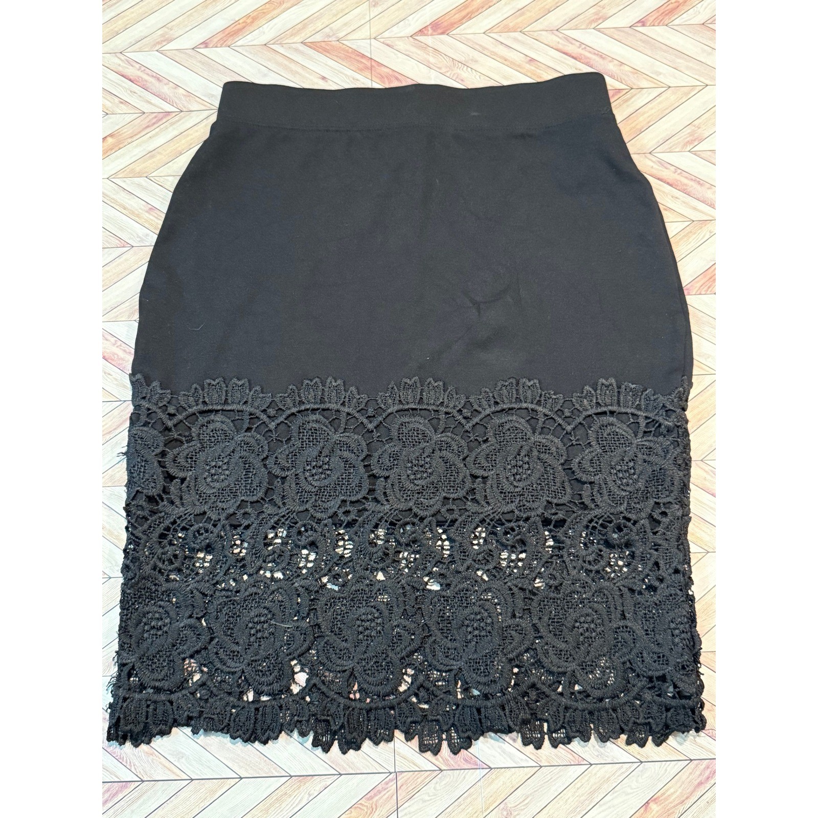 Haute Monde Black Lace Trim Pencil Skirt Midi Women's Size M