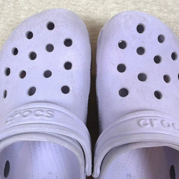 Zueco clásico Crocs para niños lavanda púrpura talla C13 zapatos sin cordones Foto 3 de 4