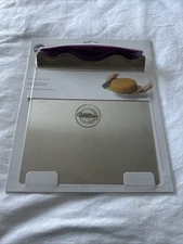 NEW Wilton Stainless Steel Cake Lifter Lift Move Large Cookies Up To 16” Purple