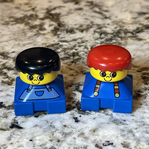 Vintage Lego Group Duplo Red Yellow Car & 2 Figures Blue Suspenders Apron - Picture 7 of 12