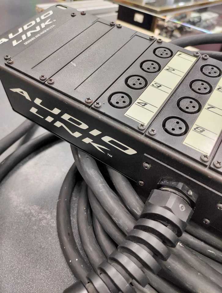 Peavey 822P enlace de audio de 100 pies con serpiente de 8 canales Foto 2 de 4