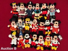 MICKEY MOUSE Disney Store  Parks Exclusive Bean Bags w/tags never displayed 