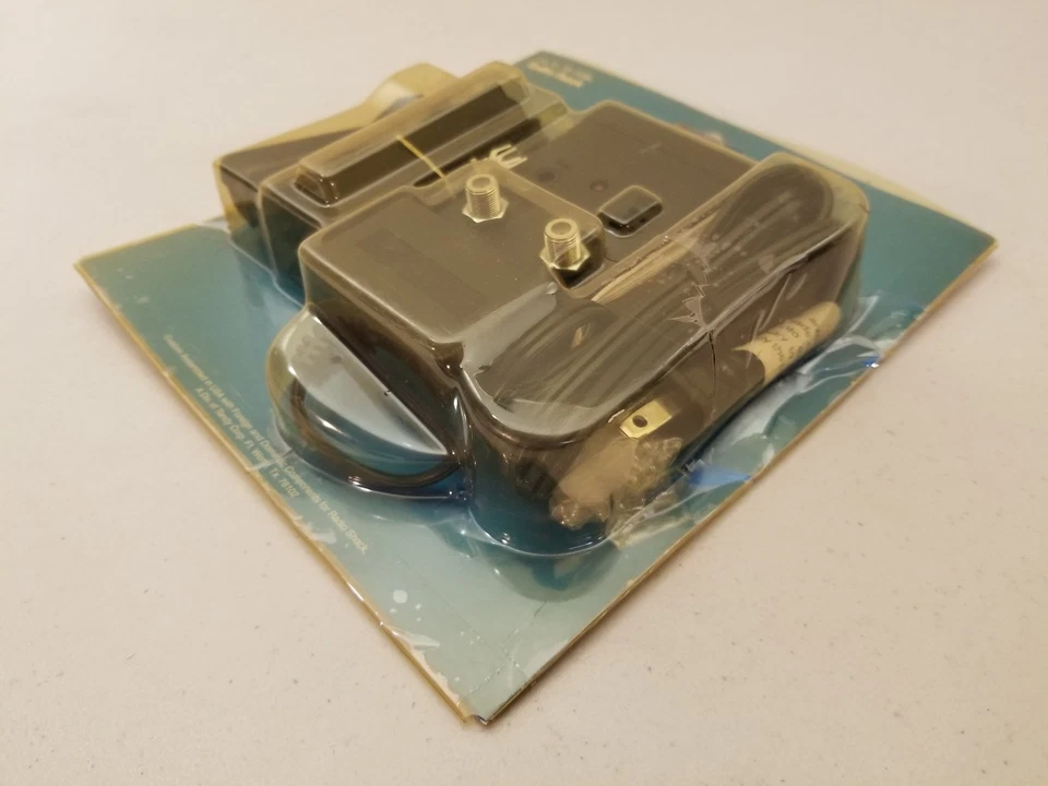 Vintage RADIO SHACK Antenna-Mounted Signal Amplifier 15-1108 NEW OLD STOCK! - Image 4 of 4