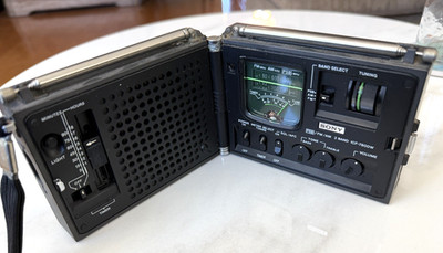SONY 3Band FM/MW/PSB Foldable Receiver Model No ICF-7800W  FOR PARTS