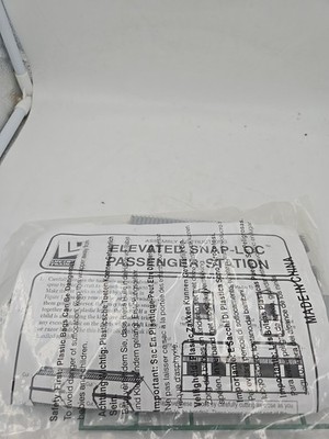 Life-Like Elvevated Snap-loc Passenger  Station Ho Scale No Box 