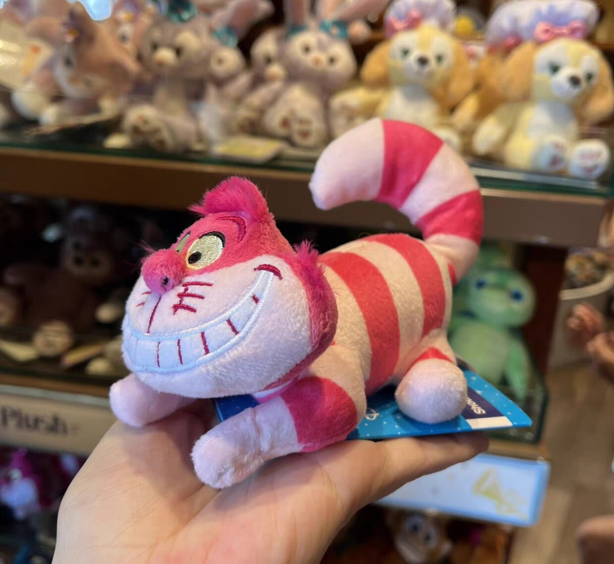 NEW Disney Cheshire cat Shoulder Plush toy Magnetic Pal Alice in
