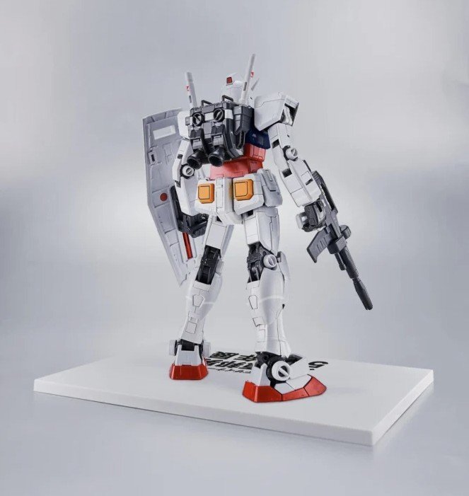 カン ナオコ様② Bandai 1/144 RG RX-78-2 Gundam Okawara Kunio Exhibition Ver