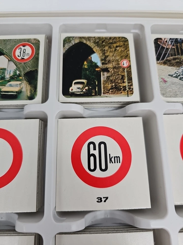Verkehrszeichen Memory Ravensburger 1971 Vintage Gesellschaftsspiel  - Bild 3 von 4
