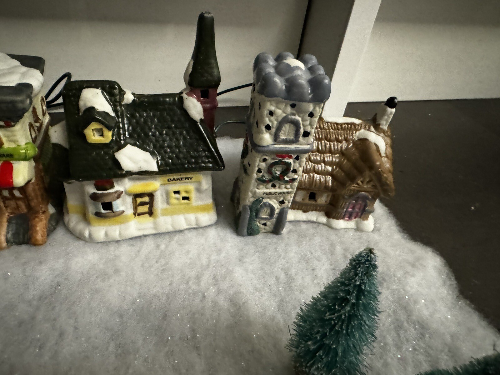 Christmas Winter Village Scene Lights And Snow Mat Included eBay