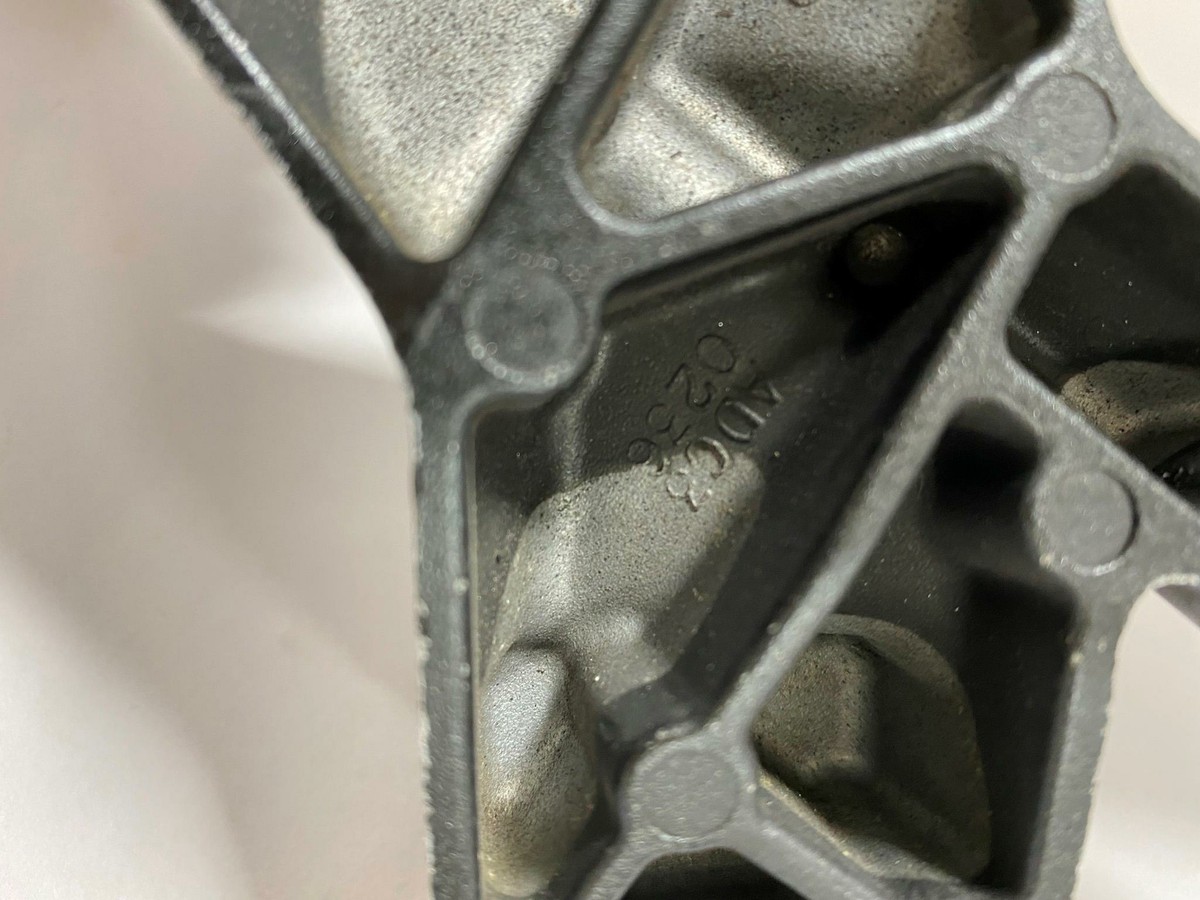 シゲページ Kawasaki ZX14 06-09 OEM SCRATCHED BLACK LEFT REAR FOOT PEG