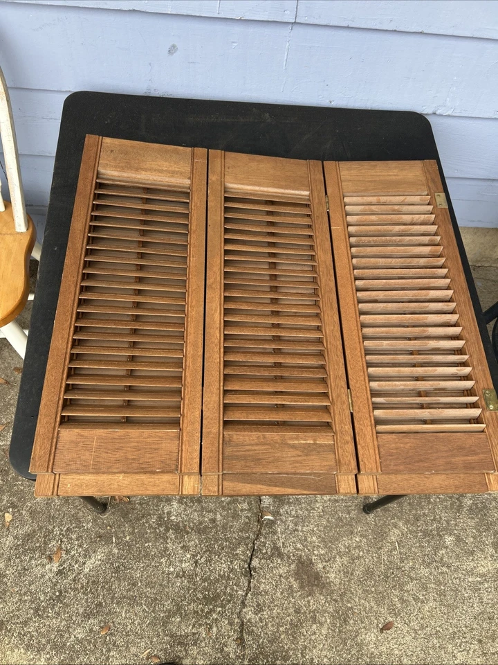 "2 juegos de persianas interiores de madera de 26"" de alto x 28 3/4"" con persianas de ventana de plantación de colección" Foto 2 de 4