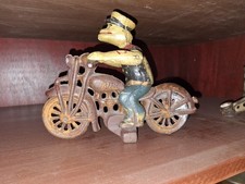 Solid cast iron Popeye toy 1960s. Heavy and very well made