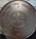 Griswold number 7 large block logo skillet 701D