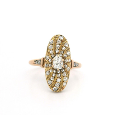Antiker viktorianischer ovaler Ring massiv Gold Old Mine Rosenschliff Diamant Wirbelplatte