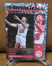 2022-23 Panini Chronicles Dalen Terry RC /18 Asia Jade #46 Rookie. Bulls