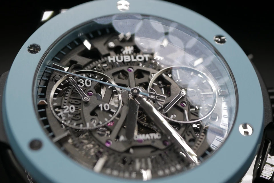 🏝️ 2022 Hublot Classic Fusion Capri Islands Boutique feito em 1/50 - mostrador esqueleto - Imagem 3 de 4