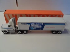 Winross Models 1/64 Truck & Trailer Warner Lambert Efferdent Benylin Lititz PA