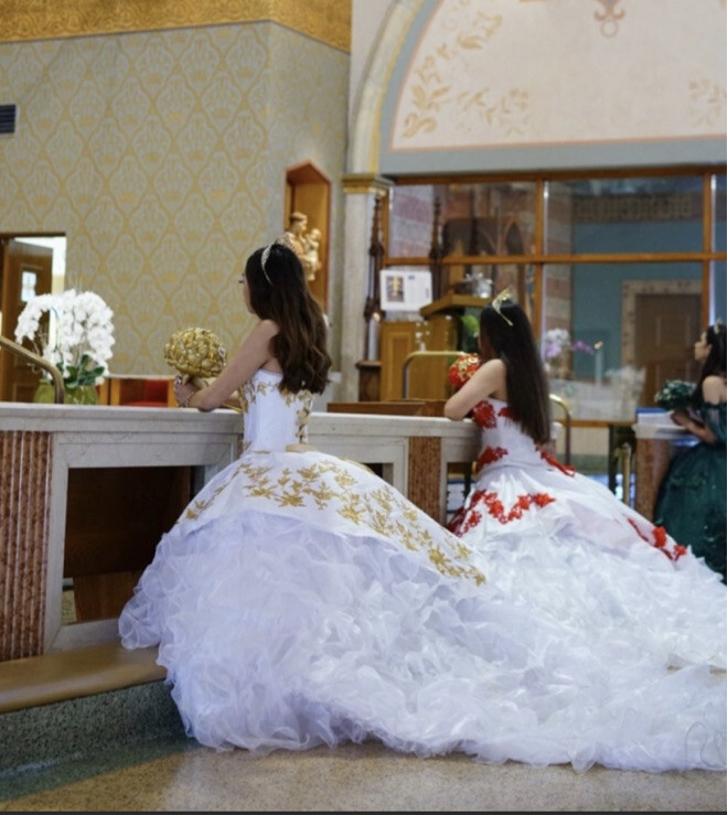 white and gold sweet 16 dresses Embroidered Gold Gown encanto quinceanera dresses with Beading and Lace-Up Back