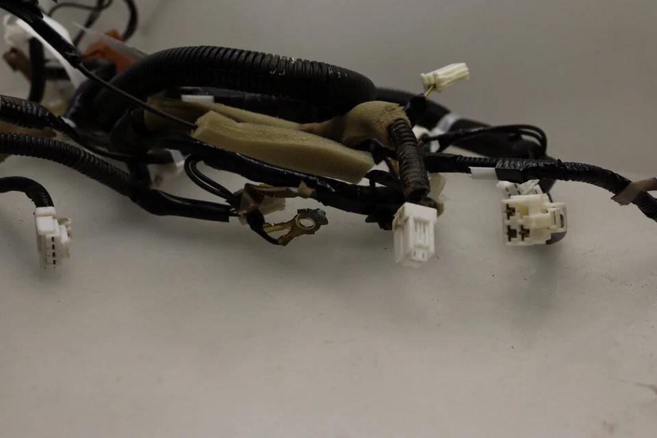 Arnés de cableado trasero Nissan Rogue 2008-2015 usado OEM 240521VK0A Foto 4 de 4