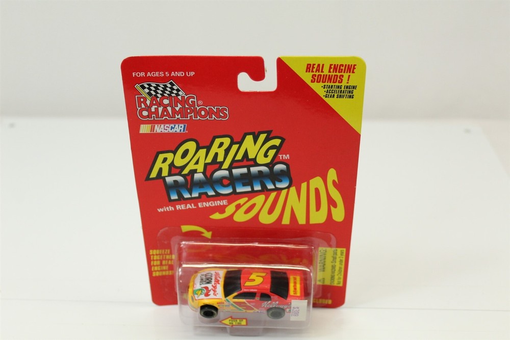 NASCAR Racing Collectible Diecast 1997 Kellogg's Labonte #5 Roaring Racers