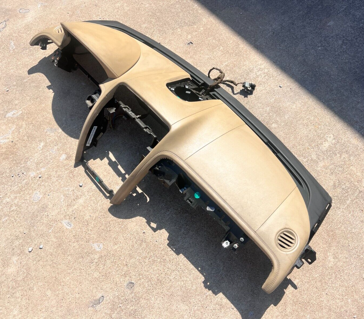 07-15 Jaguar XK XKR Front Facia Dash Dashboard Cover 07-15 Jaguar XK XKR Front Facia Dash Dashboard Cover