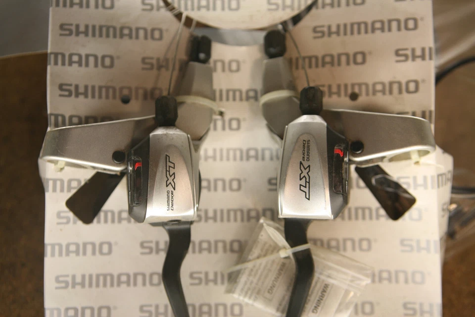 Retro oldschool NOS NEW Shimano Deore XT / ST-M760 brakes shifters shifter set - Image 2 of 4