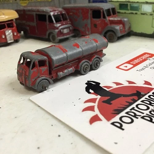 LESNEY MATCHBOX MOKO GRAY WHEELS #11 RED ERF PETROL TANK TRUCK 1/64 PARTS RESTO