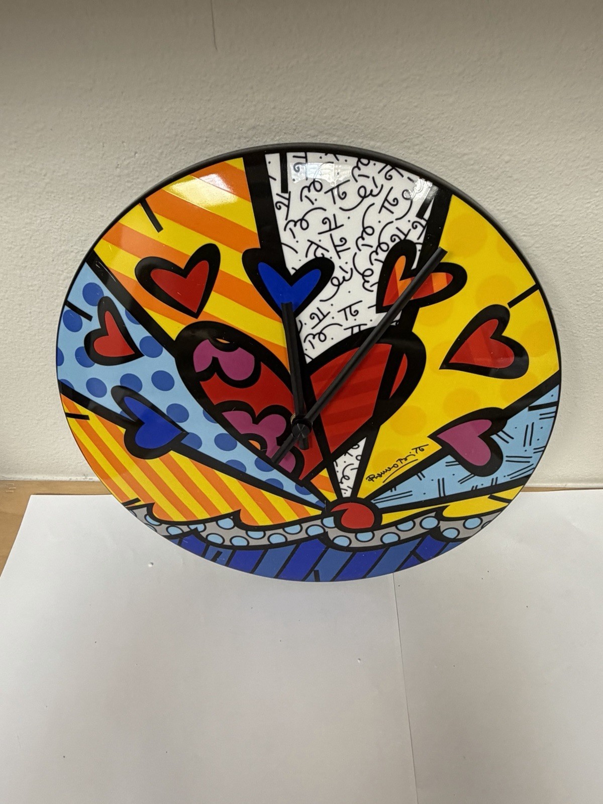 Britto A New Day Modern Hearts Porcelain Quartz Wall Clock CofA New and Boxed