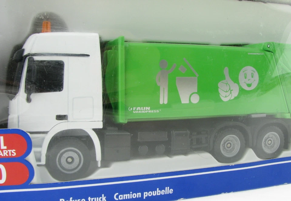 SIKU 2938 Mercedes Benz Actros Müllwagen 1:50 in OVP LKW Müllauto weiß grün - Bild 2 von 4