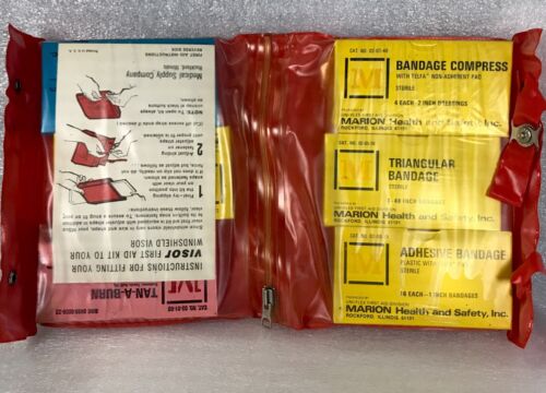 Vintage PHILLIPS 66 First Aid Kit Unopened that fits on sun Visor - Picture 2 of 5