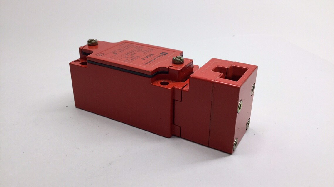Telemecanique ZCK-Y-091 Limit Switch XCK-J-Y091 Safety Interlock