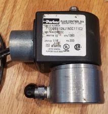 NEW PARKER 71315SN1GNJ1N0C111C2 SOLENOID VALVE 24v DC 3-Way