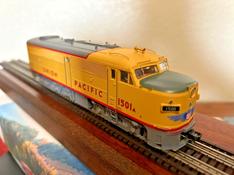 UNION PACIFIC ALCO FA-1 A/B LOCO- DCC/DCS SOUND PROTO 3 - MTH HO Scale - NEW OOP - Image 2 of 4